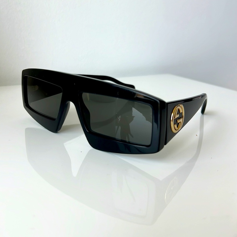 Gucci Sunglasses 🕶
